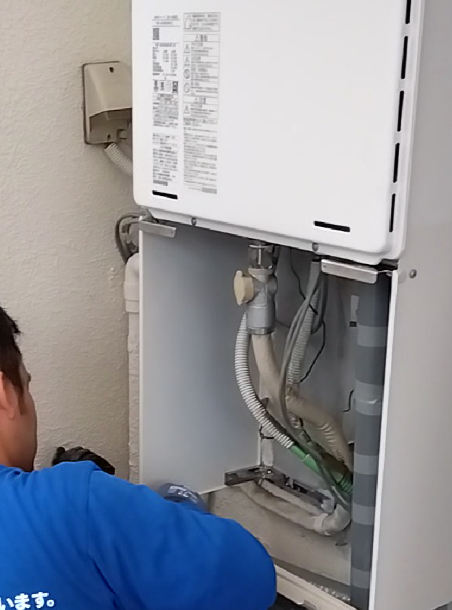 配管カバーの取付